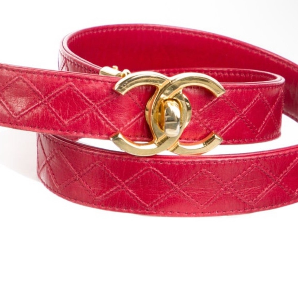 CHANEL Crimson Leather Belt with Gold Emblem